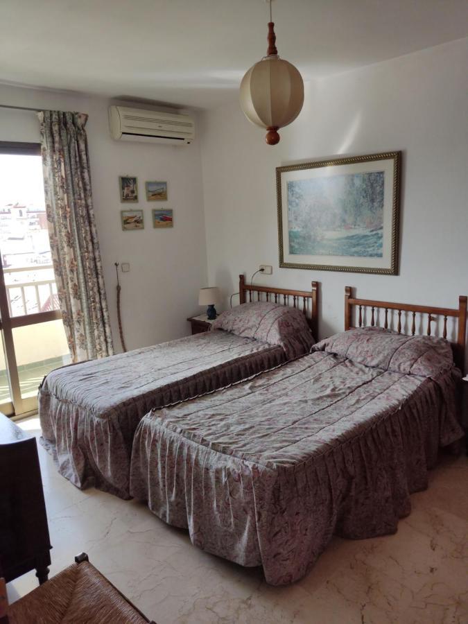Apartamento En el centro y al lado de la playa Fuengirola Exterior foto